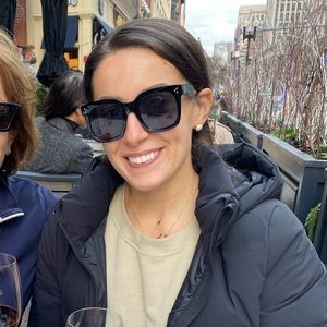 Meet your Posher, Nicole